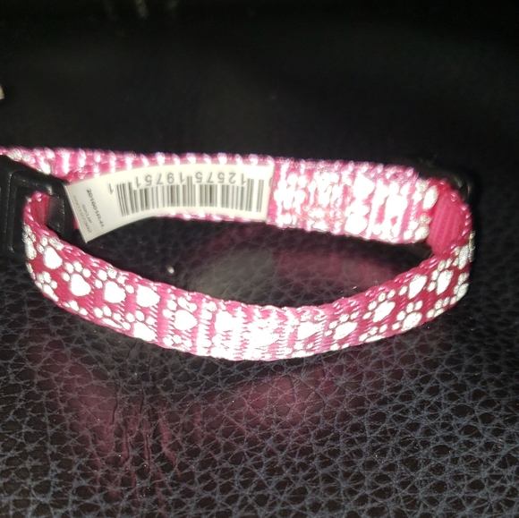 BNWT EXTRA SMALL PINK REFLECTIVE DOG COLLAR 3/8 × 6-9 INCH - Picture 3 of 4